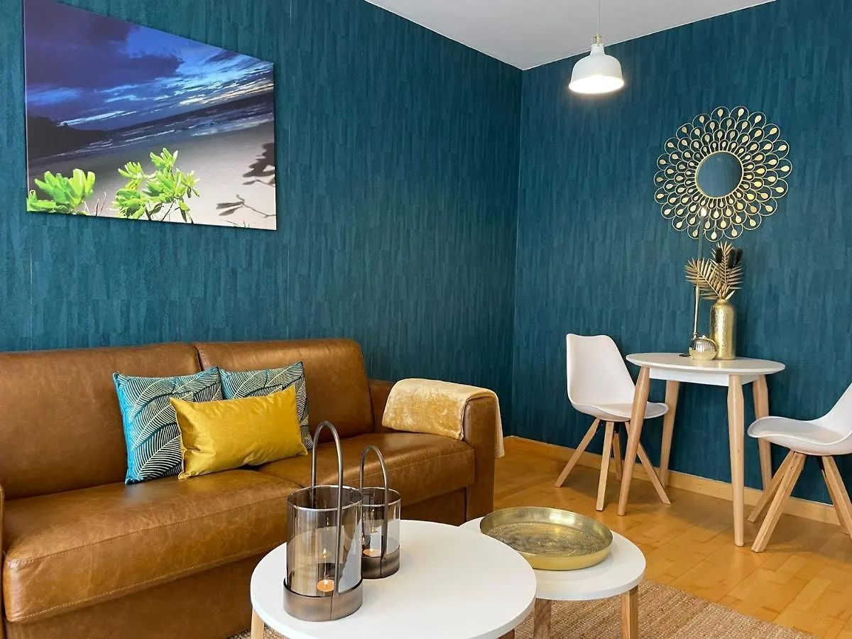 A Space That Feels Like Home With Private Parking Malaga