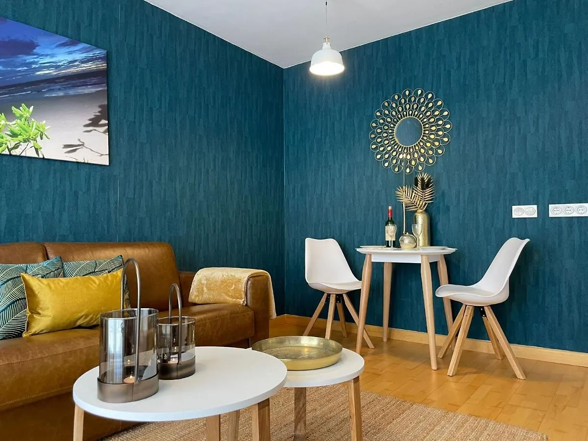 Apartamento A Space That Feels Like Home With Private Parking Málaga